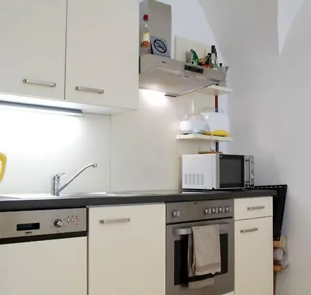 Minihotel ホテル *